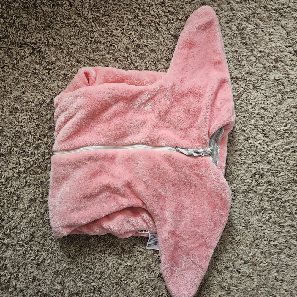 Pink Fleece Zip-Up Blanket